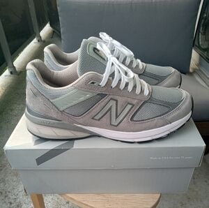 New Balance 990v5 Castle Rock Grey Men's Size 10 Great Condition